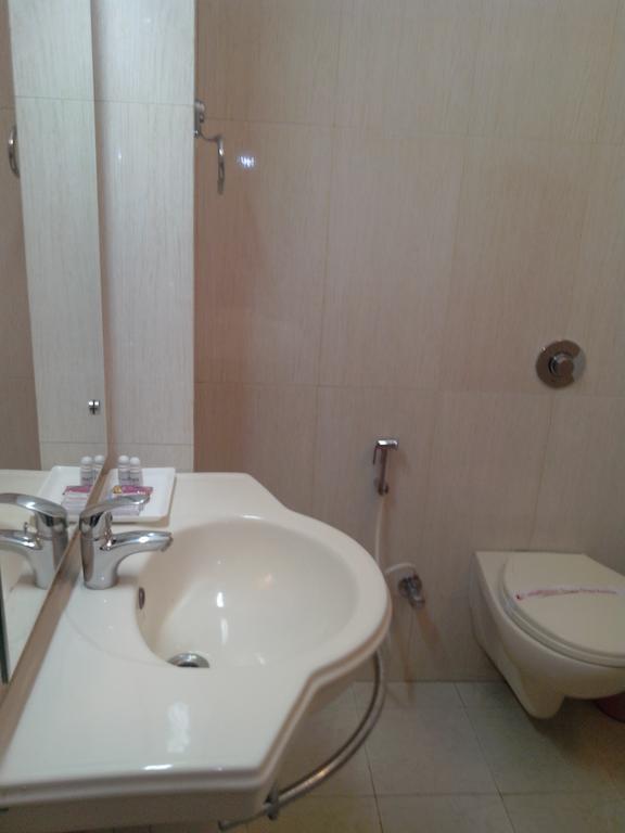 Hotel Crown Palace Allāhābād Junction Pokoj fotografie